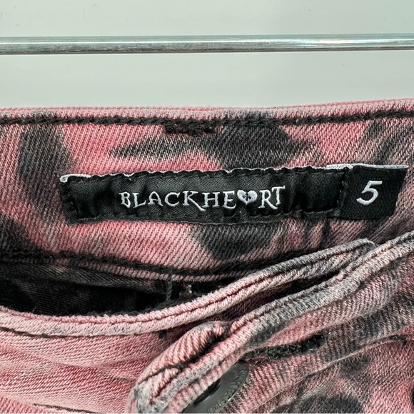 Blackheart Jeans Womans Juniors Pink and Black Bleach Wash Ripped Knees Stretch - Picture 10 of 12